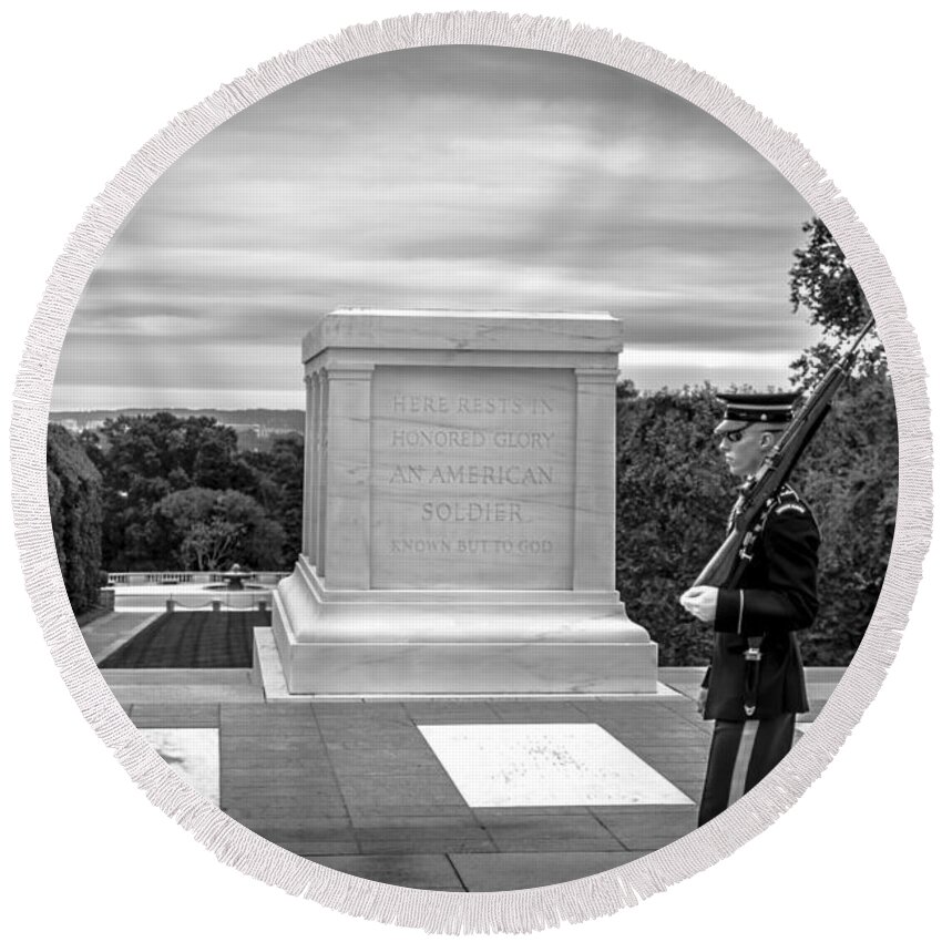 Arlington National Cemetery Round Beach Towel featuring the photograph Tomb of the Unknown solider by David Morefield