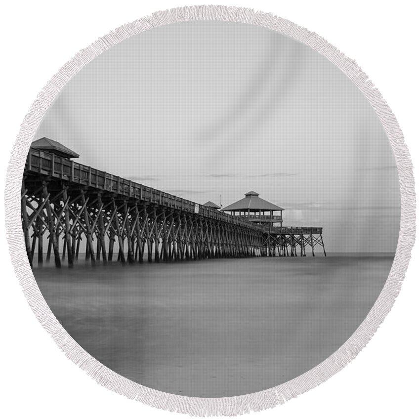 Folly Beach Round Beach Towel featuring the photograph Tranquility At Folly Grayscale by Jennifer White