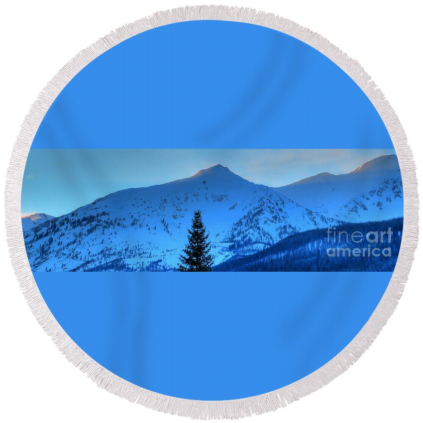 Landscape Round Beach Towel featuring the photograph Tree Pano by Russell Smith