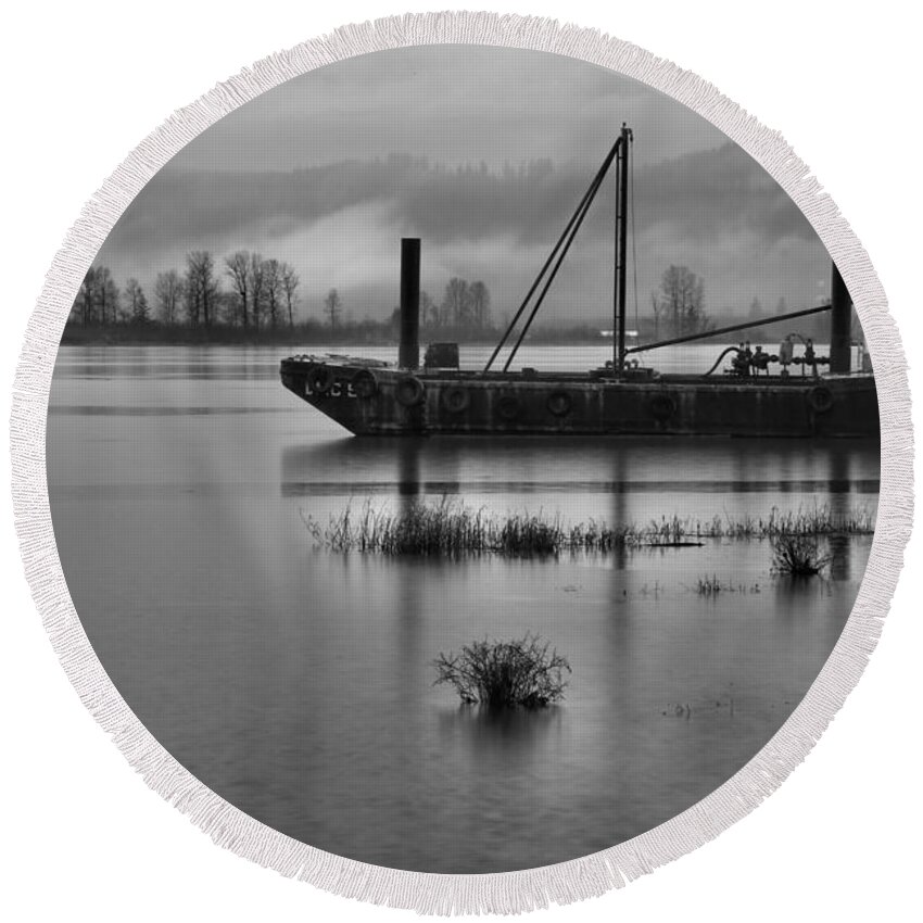 Black And White Round Beach Towel featuring the photograph Tug In The Gorge Black And White by Adam Jewell