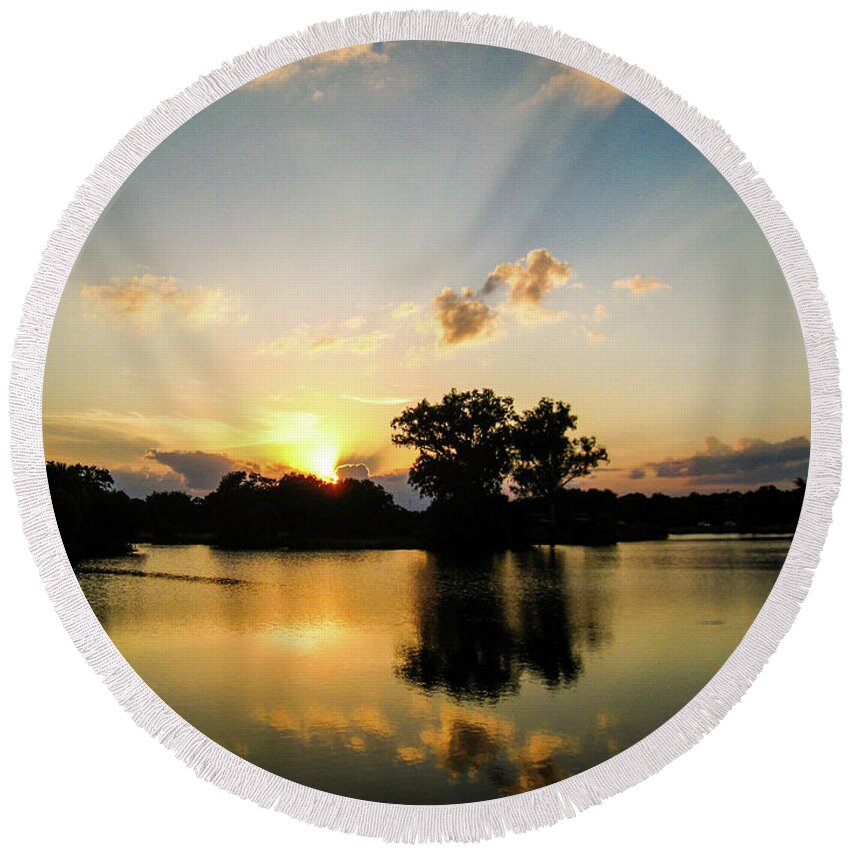 Sunset Round Beach Towel featuring the photograph Twin Sunset by Bradley Dever