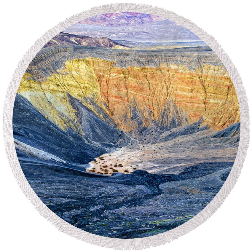 Adventure Round Beach Towel featuring the photograph Ubehebe Crater by Charles Dobbs