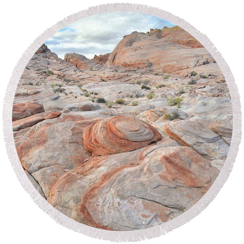 Valley Of Fire State Park Round Beach Towel featuring the photograph Valley of Fire Beehives by Ray Mathis