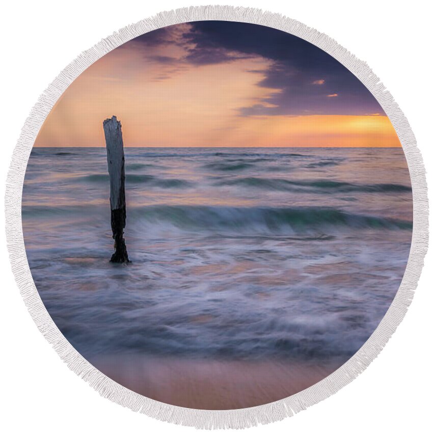 Sunset Round Beach Towel featuring the photograph Vertical Strength by Marvin Spates
