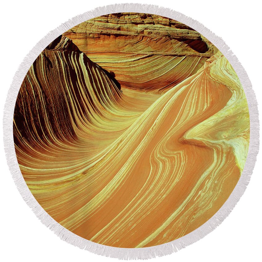 Arizona Round Beach Towel featuring the photograph Vertical Wave by Roxie Crouch