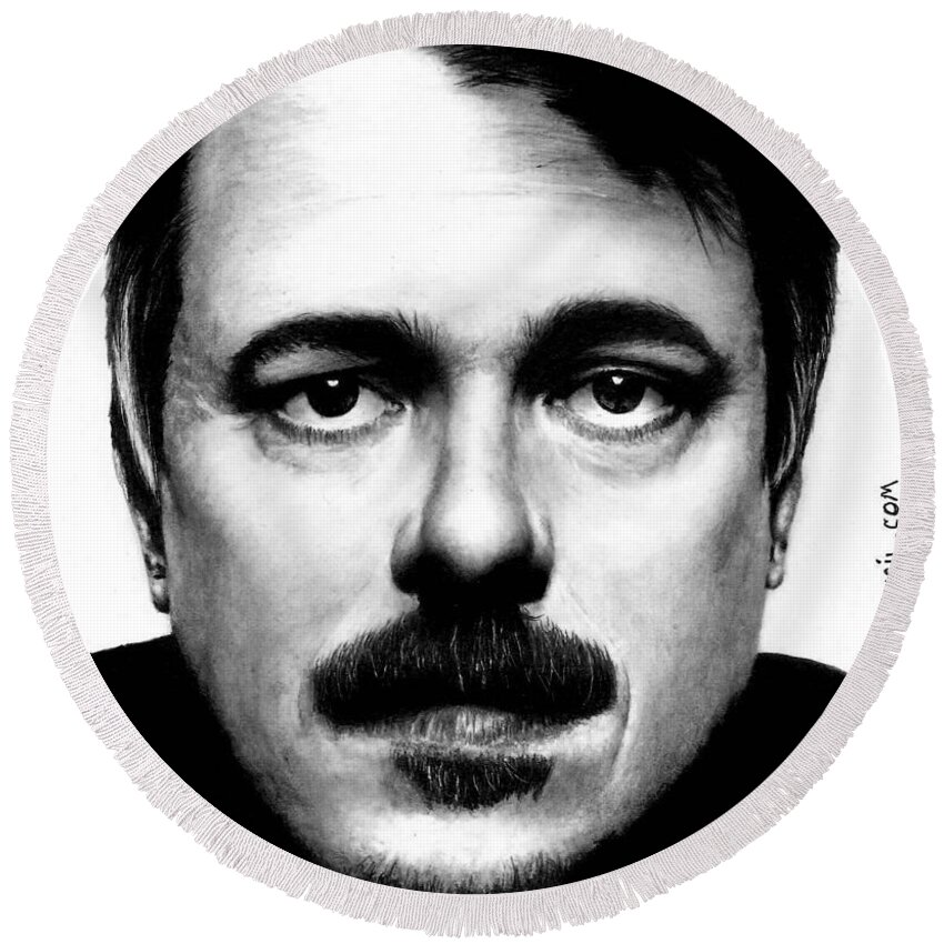 Vince Gilligan Round Beach Towel featuring the drawing Vince Gilligan by Rick Fortson