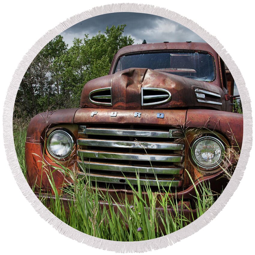 Rusty Trucks Round Beach Towel featuring the photograph Vintage Ford Truck by Theresa Tahara