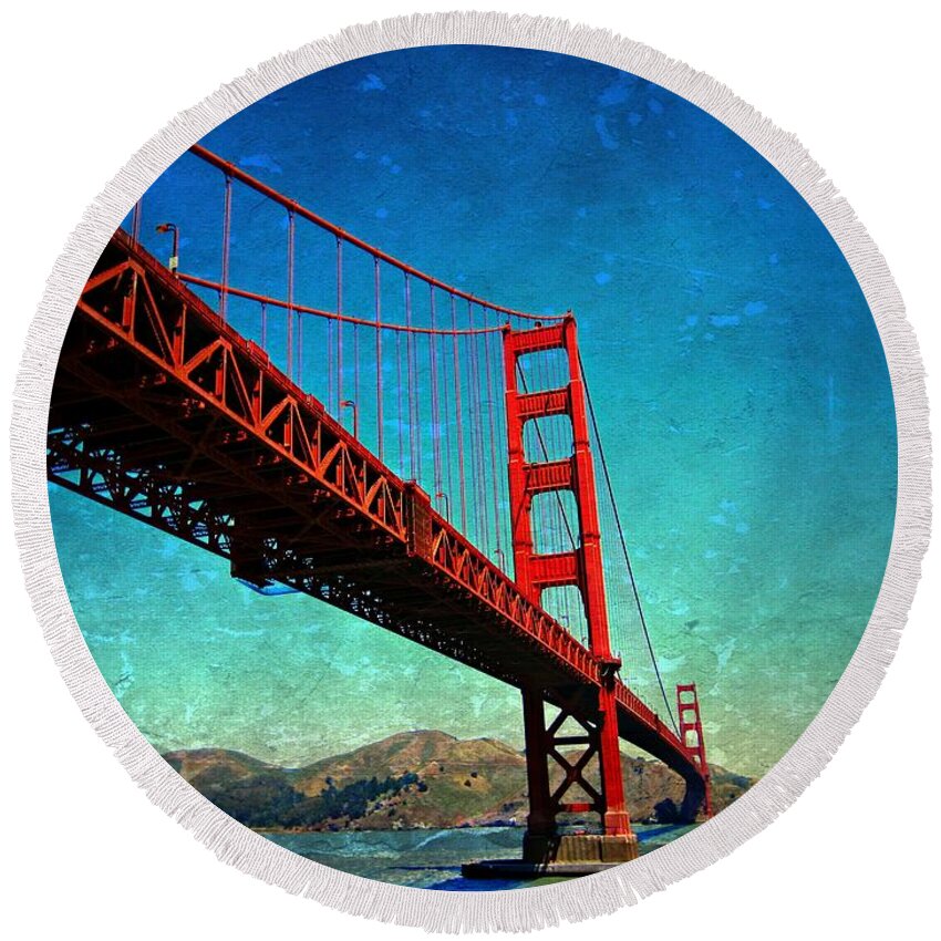 Golden Gate Bridge Round Beach Towel featuring the digital art Vintage Golden Gate Bridge by Mary Pille