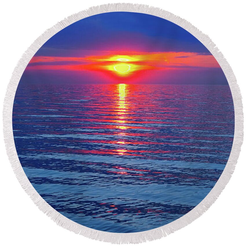 Sunset Round Beach Towel featuring the photograph Vivid Sunset by Ginny Gaura