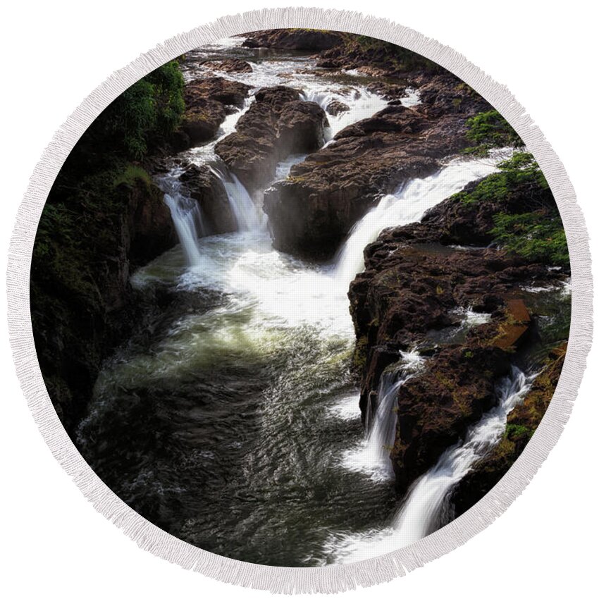 Waterfall Round Beach Towel featuring the photograph Wainaku Street Falls by Susan Rissi Tregoning