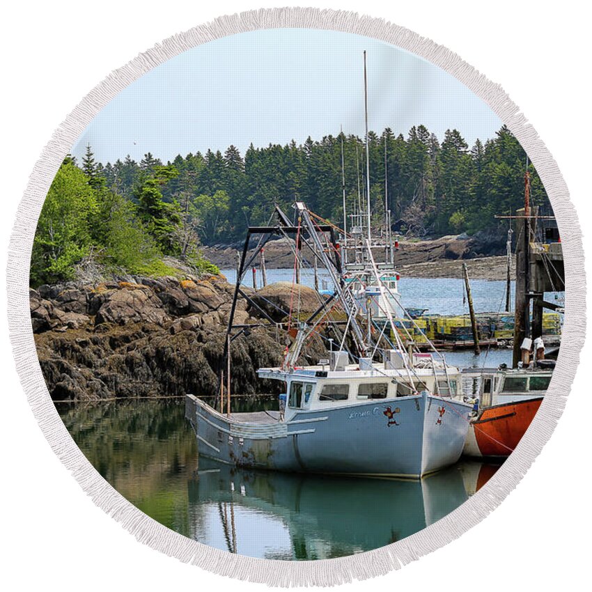 New Brunswick Round Beach Towel featuring the photograph Waiting for the Tide by Holly Ross