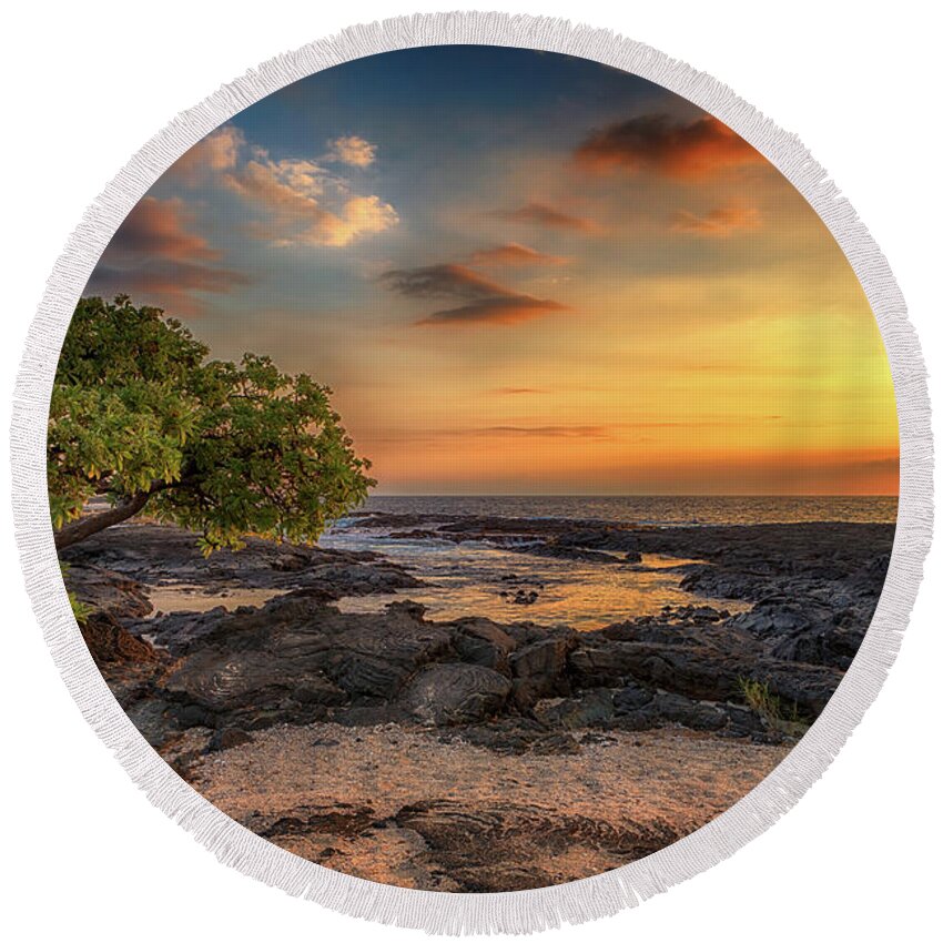 Sunset Round Beach Towel featuring the photograph Wawaloli Beach Sunset by Susan Rissi Tregoning