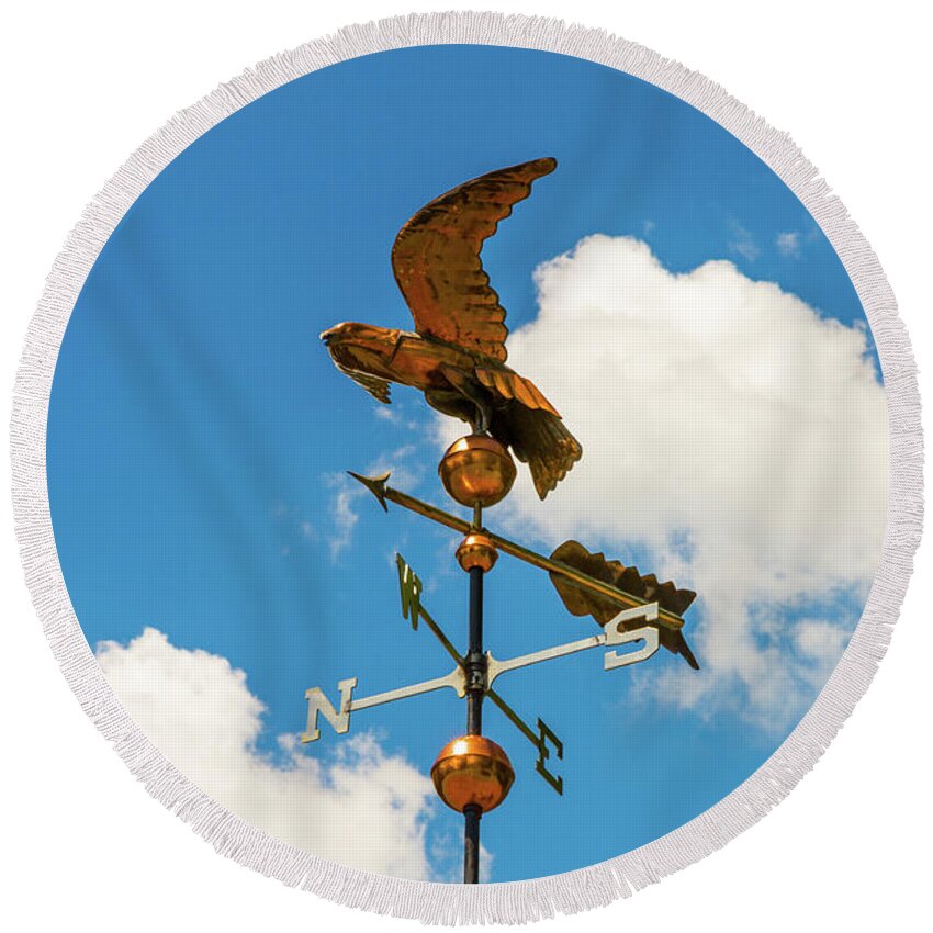Weather Vane Round Beach Towel featuring the photograph Weather Vane On Blue Sky by D K Wall