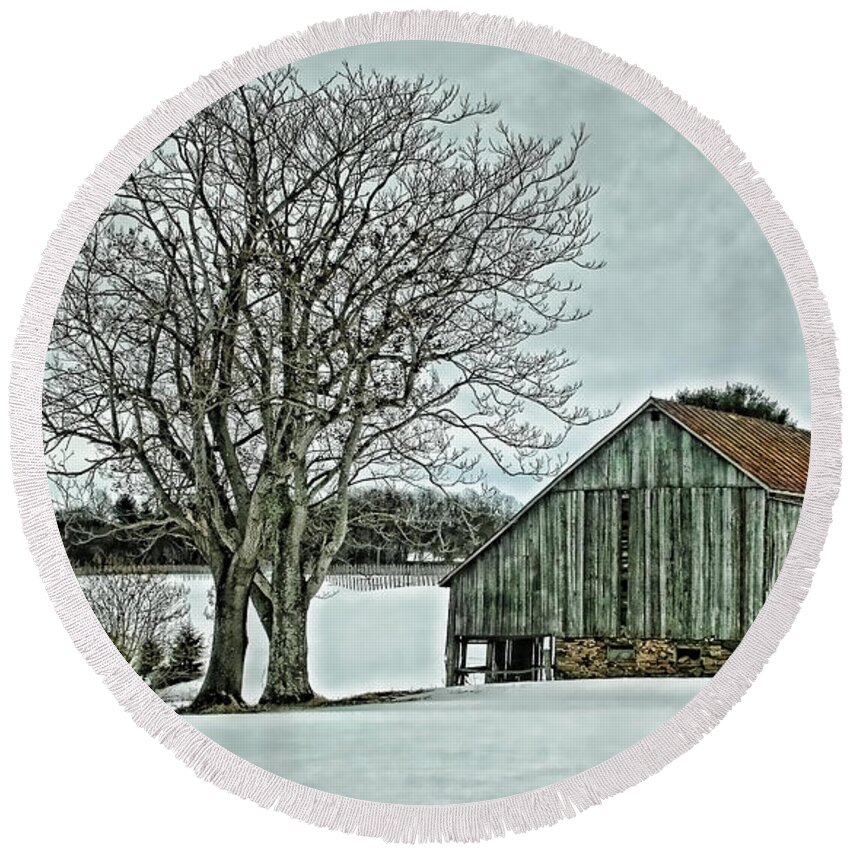 Barn Round Beach Towel featuring the photograph Weathered by Heather Applegate