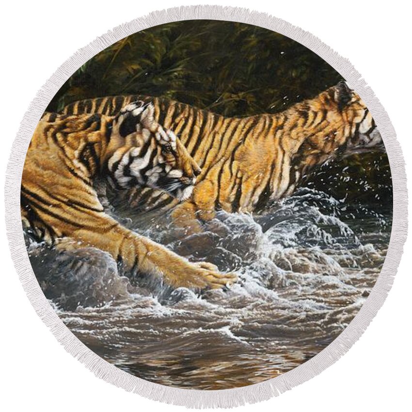 Tiger Round Beach Towel featuring the painting Wet and Wild by Alan M Hunt