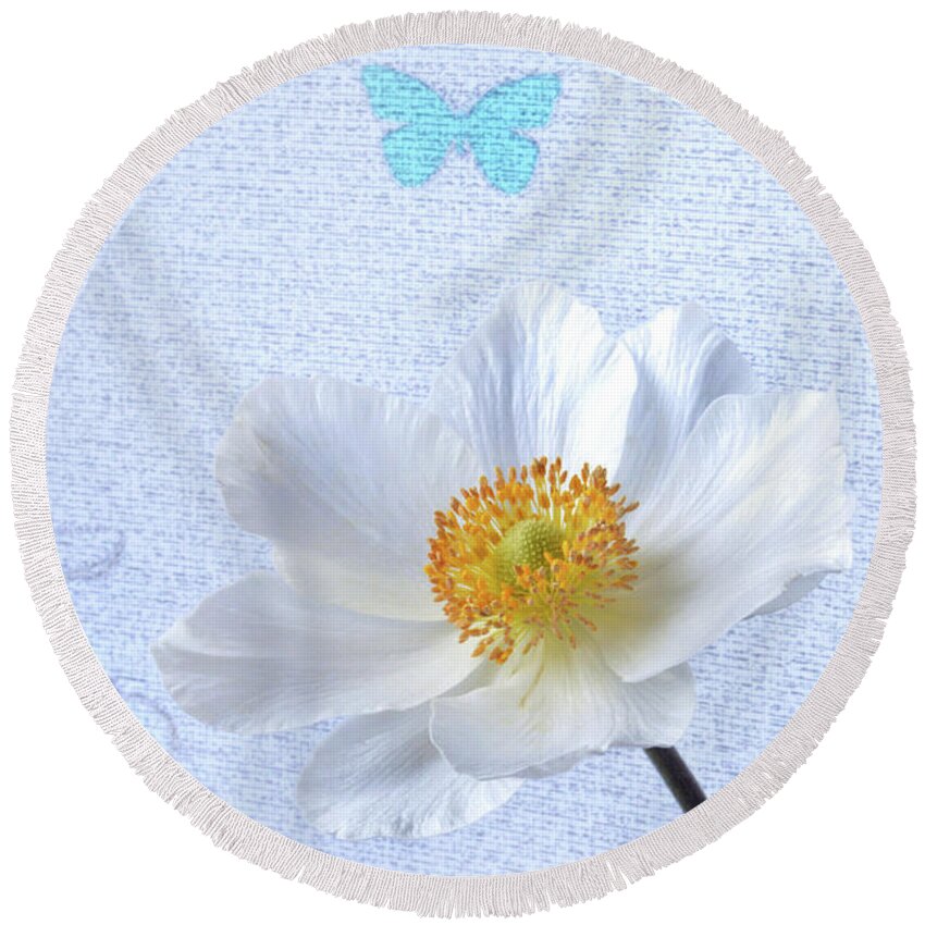 Japanese Anemone Round Beach Towel featuring the photograph White Japanese Anemone by Terence Davis