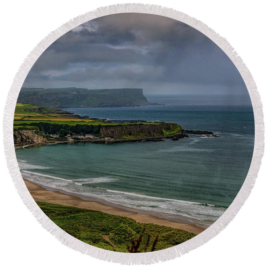 Coast Round Beach Towel featuring the photograph White Park Bay by Elvis Vaughn