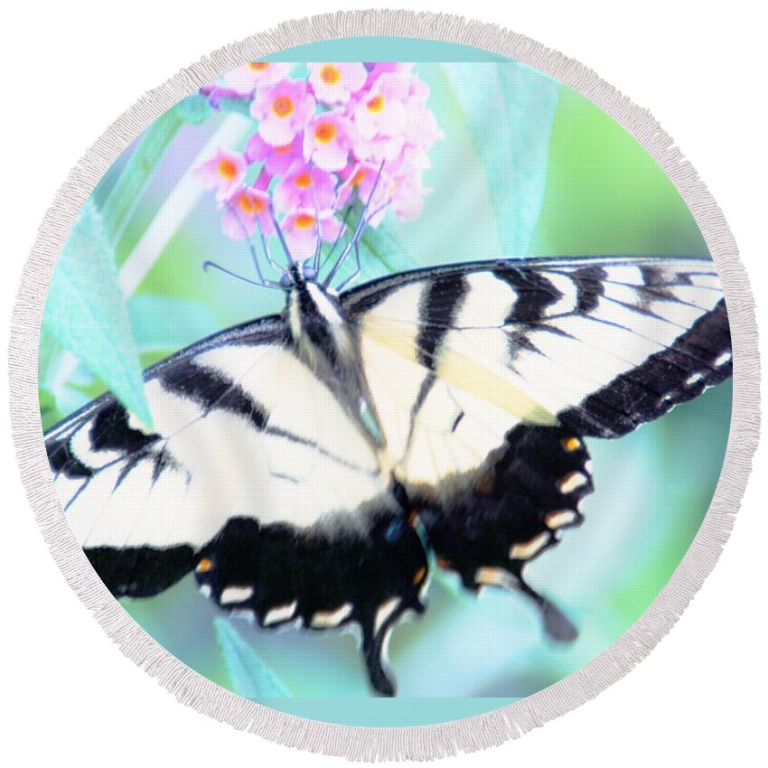 Butterfly Round Beach Towel featuring the photograph Wings by Merle Grenz