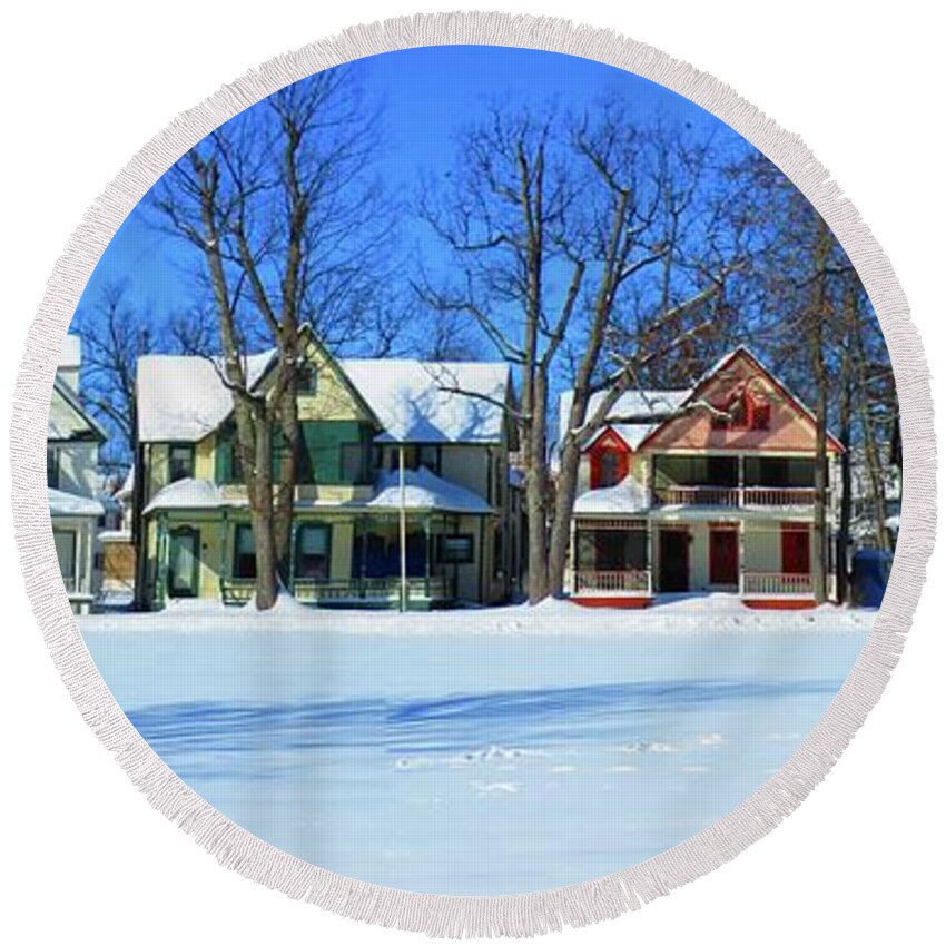 Thousand Islands Round Beach Towel featuring the photograph Winter at TI Park by Dennis McCarthy