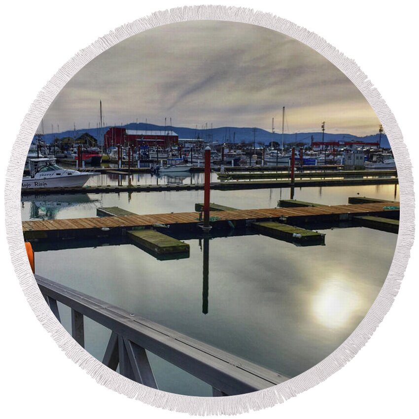Harbor Round Beach Towel featuring the photograph Winter Harbor by Chriss Pagani