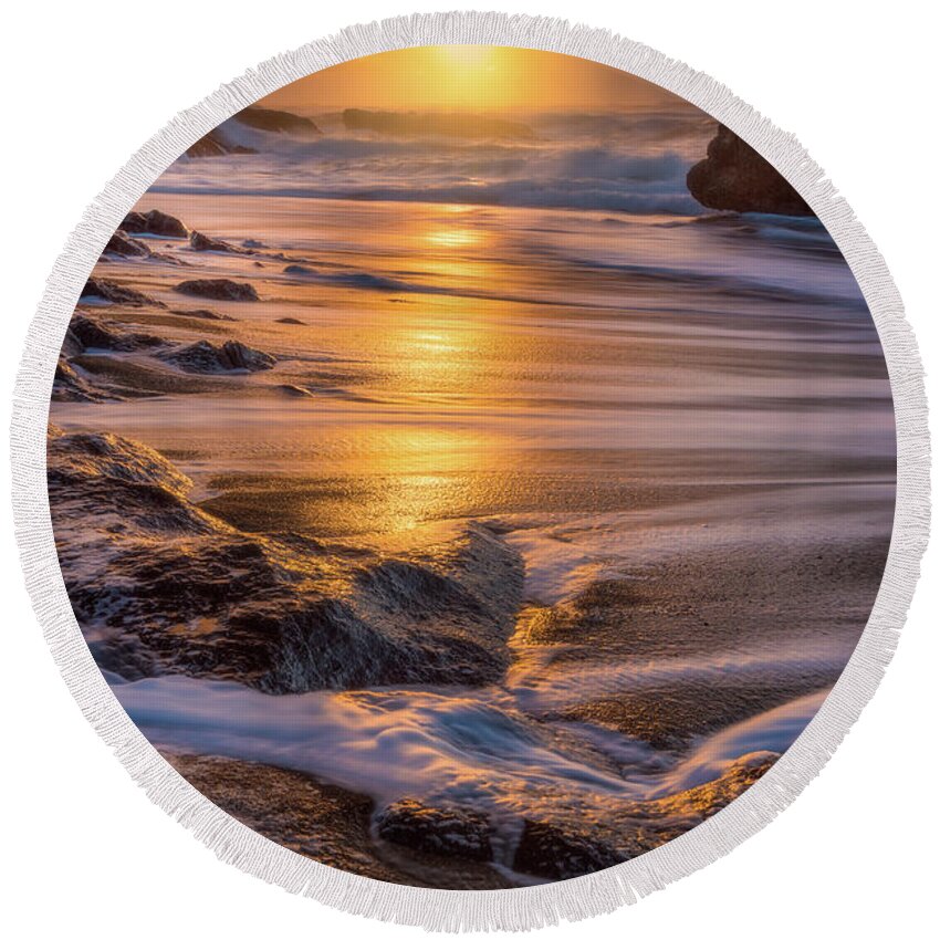 Oregon Round Beach Towel featuring the photograph Yachats' Sun by Darren White