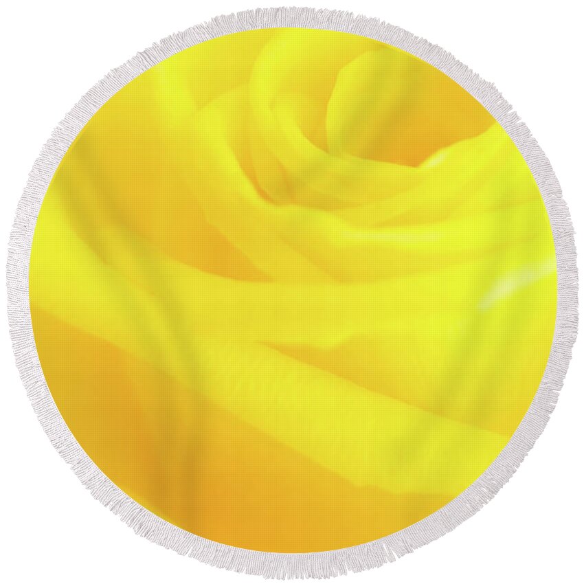 Yellow Round Beach Towel featuring the photograph Yello Rose by Andy Myatt