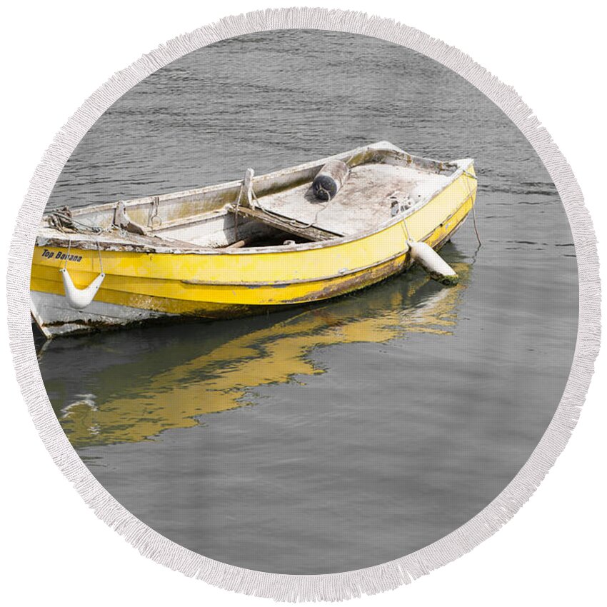 Devon Round Beach Towel featuring the photograph Yellow Boat by Helen Jackson