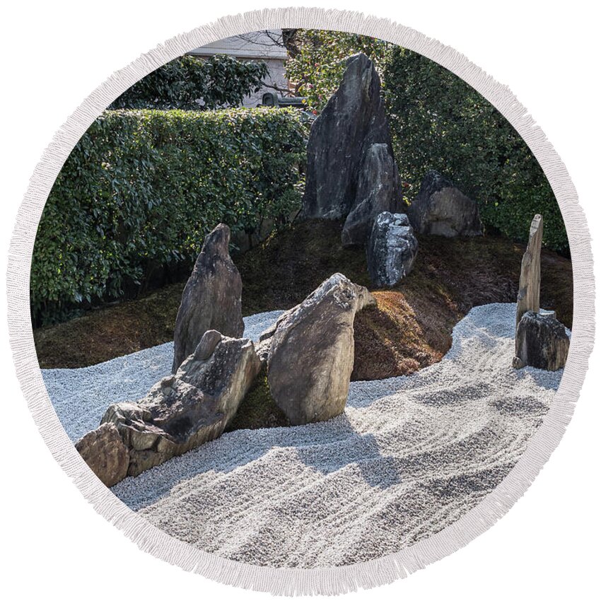 Zen Round Beach Towel featuring the photograph Zen Garden, Kyoto Japan 2 by Perry Rodriguez