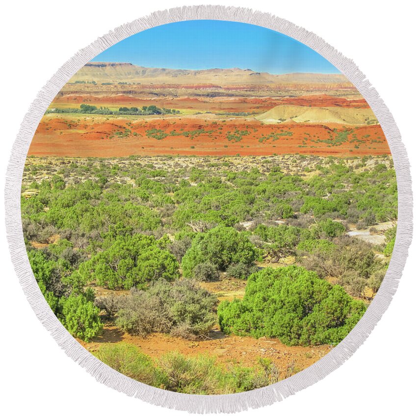Bighorn Canyon National Recreation Round Beach Towel featuring the photograph Bighorn Canyon National Recreation #1 by Benny Marty