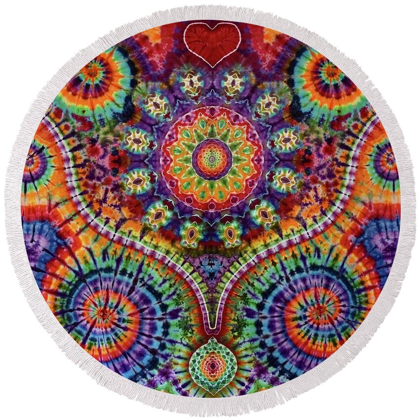 Rob Norwood Ice Dyed Tapestries Round Beach Towel featuring the digital art Billy's Tap by Rob Norwood