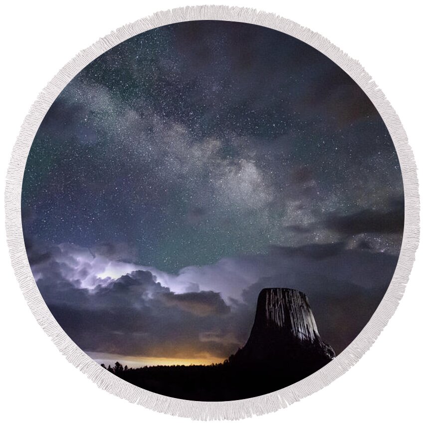 Milky Way Round Beach Towel featuring the photograph Convergence II by Greni Graph