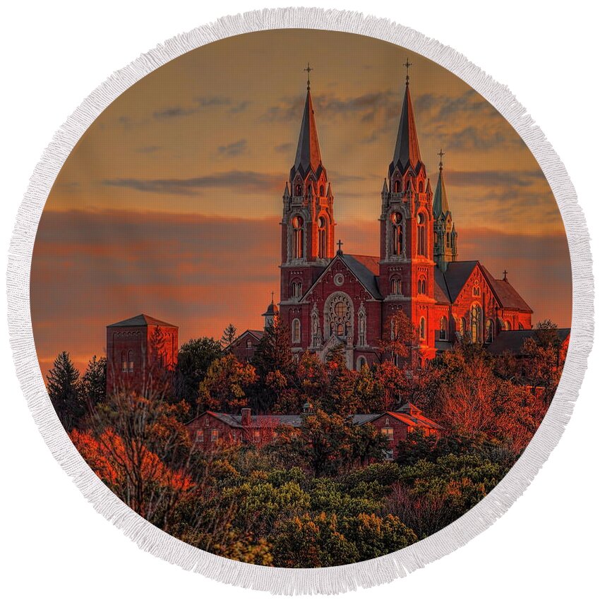 Church Round Beach Towel featuring the photograph Holy Hill Sunrise Square by Dale Kauzlaric