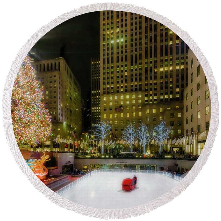 Rockefeller Center Round Beach Towel featuring the photograph Rockefeller Center Christmas NYC #1 by Susan Candelario