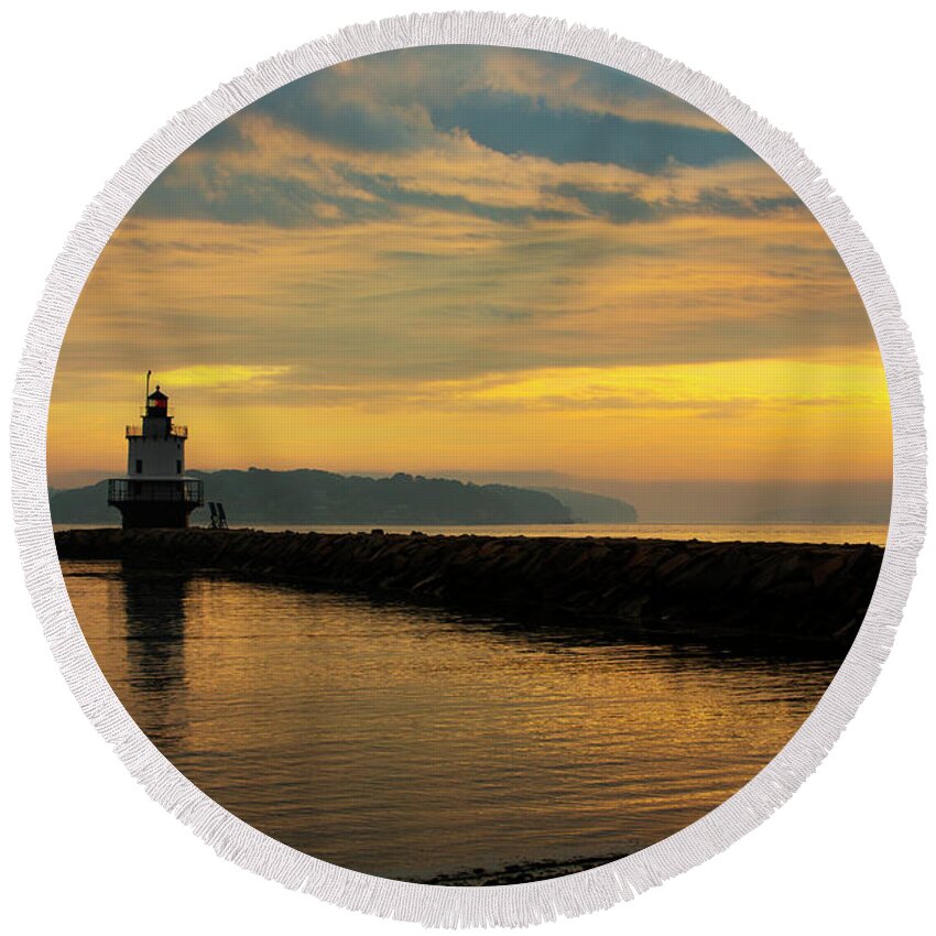 Lighthouse Round Beach Towel featuring the photograph Spring Point Ledge Lighthouse #1 by Diane Diederich