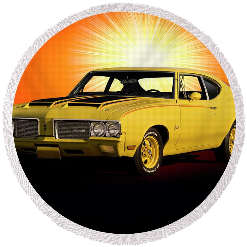 1970 Oldsmobile Cudlass Round Beach Towel featuring the photograph 1970 Oldsmobile Cutlass Rally 350 by Dave Koontz