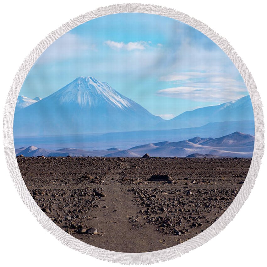 Chile Round Beach Towel featuring the photograph Along the Inca Trail in the Atacama Desert by Mark Hunter