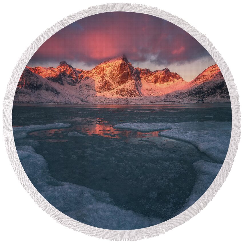 Arctic Round Beach Towel featuring the photograph Arctic Winter Light by Tor-Ivar Naess