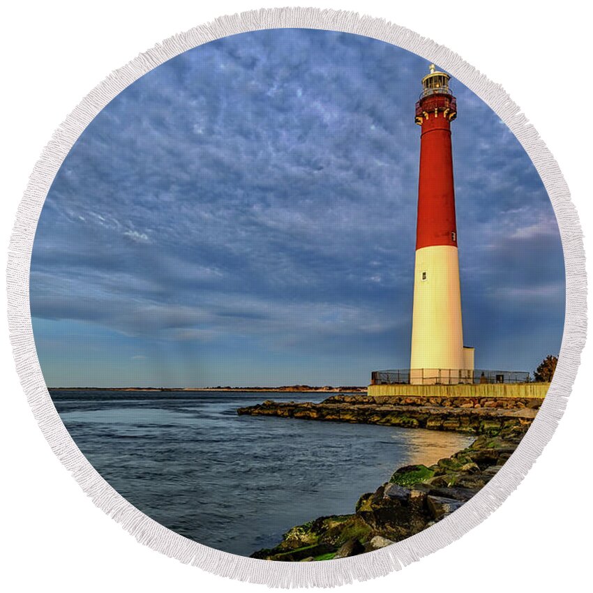 Barnegat Light Round Beach Towel featuring the photograph Barnegat Lighthouse Afternoon by Susan Candelario