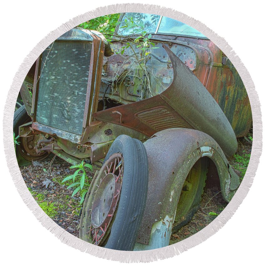Old Car Round Beach Towel featuring the photograph Better Days by Minnie Gallman