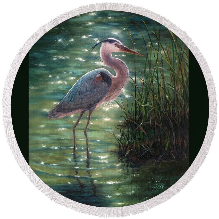 Blue Heron Round Beach Towel featuring the painting Blue Heron by Lynne Pittard