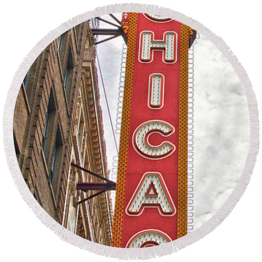 Chicago Theater Round Beach Towel featuring the photograph Chicago Theater by Billy Knight