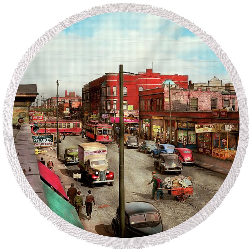 Chicago Round Beach Towel featuring the photograph City - Chicago IL - Miracle Ham and Hamburgers 1941 by Mike Savad