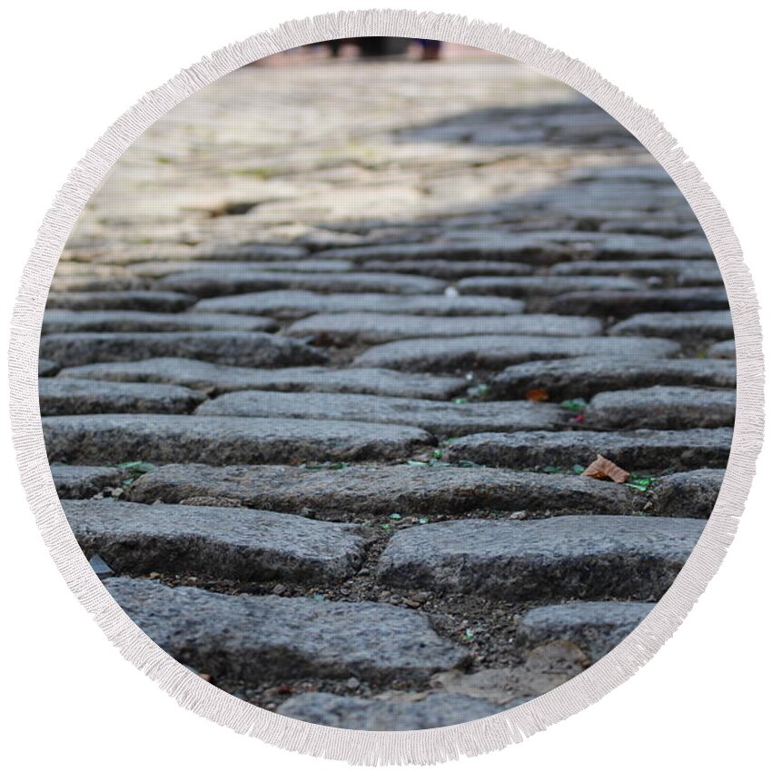 Street Round Beach Towel featuring the photograph Cobblestone on the Freedom Trail by Laura Smith