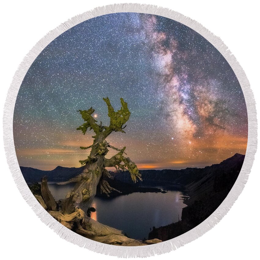 Crater Lake National Park Round Beach Towel featuring the photograph Crater Lake Twisty Tree by Darren White