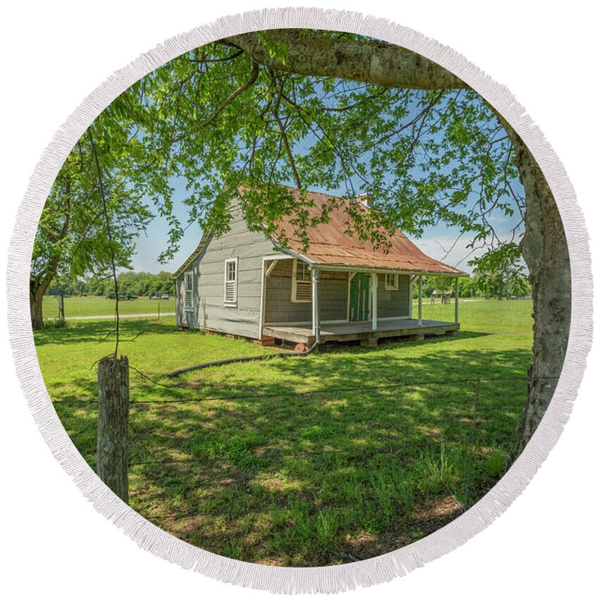 Creole Round Beach Towel featuring the photograph Creole Homeplace 2019-04 03 by Jim Dollar