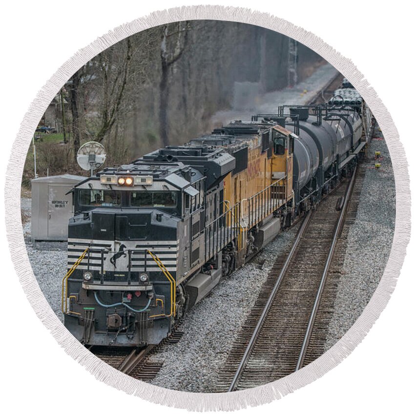 Railroad Round Beach Towel featuring the photograph CSX Q500, led by Norfolk Southern 1111 by Jim Pearson