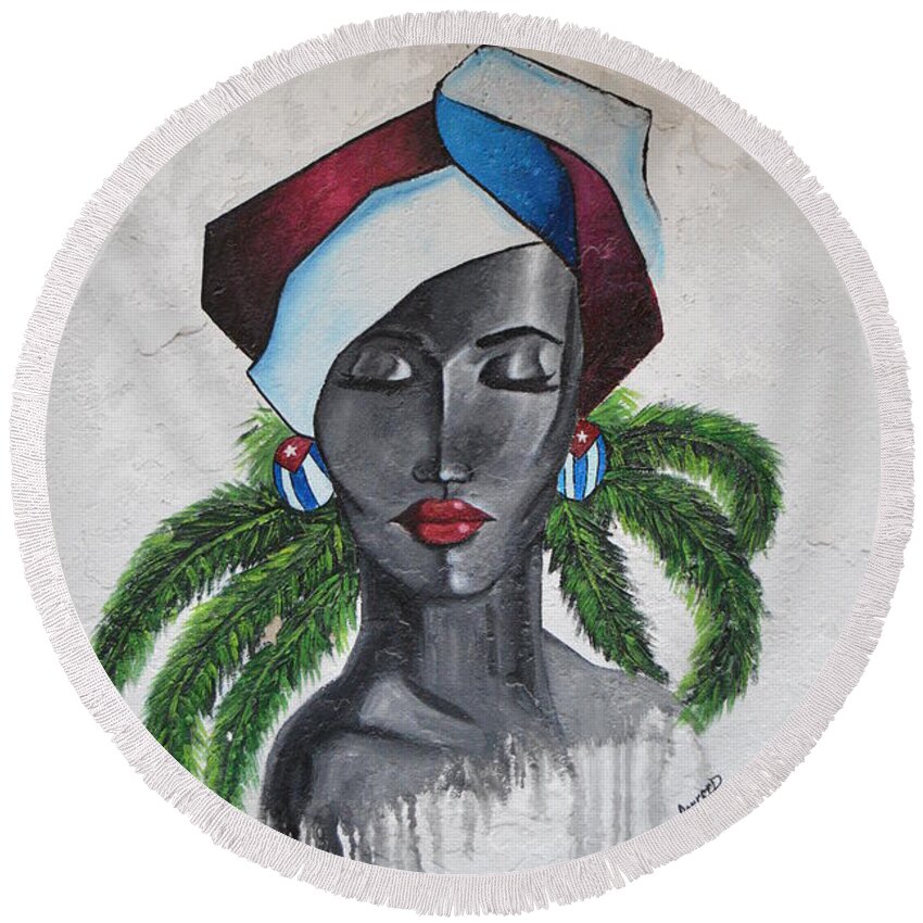 Cuba Round Beach Towel featuring the photograph Cuba Lady by Thomas Schroeder