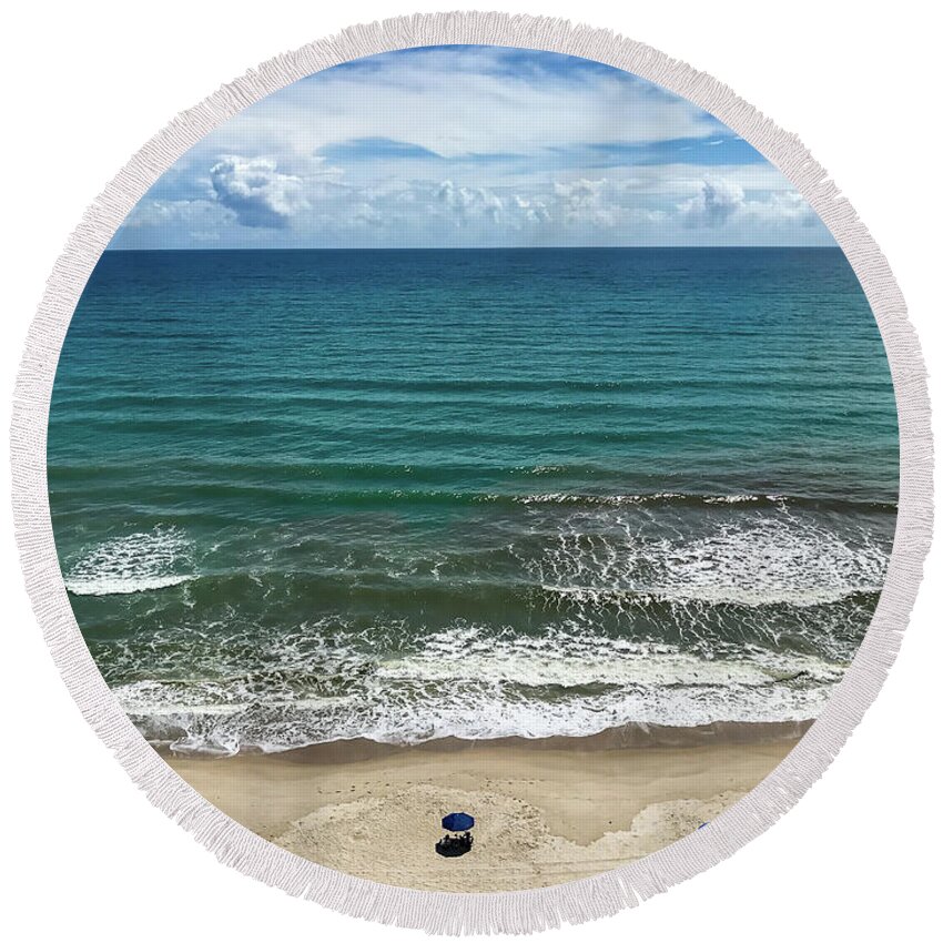 Florida Round Beach Towel featuring the photograph Day at the Beach by Frank Mari