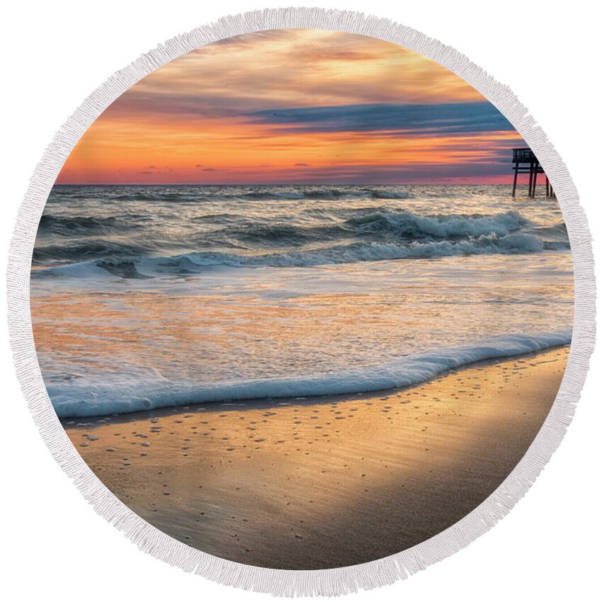 Sunrise Round Beach Towel featuring the photograph Detailed by Russell Pugh