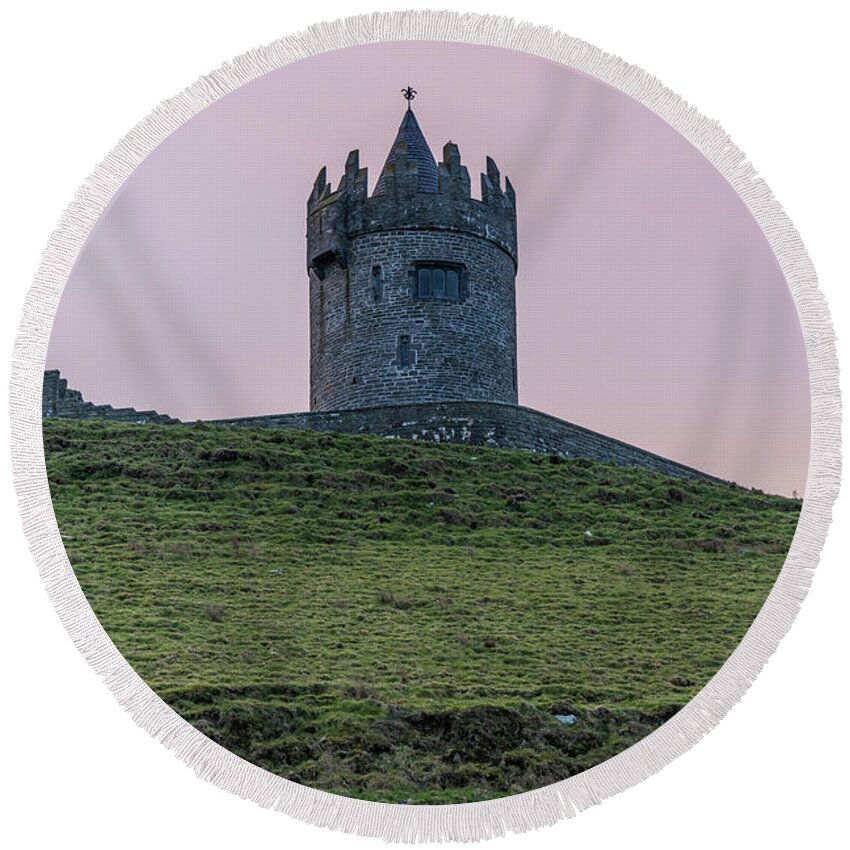 Canon Travel Photography Round Beach Towel featuring the photograph Doonagore Castle Ireland by John McGraw
